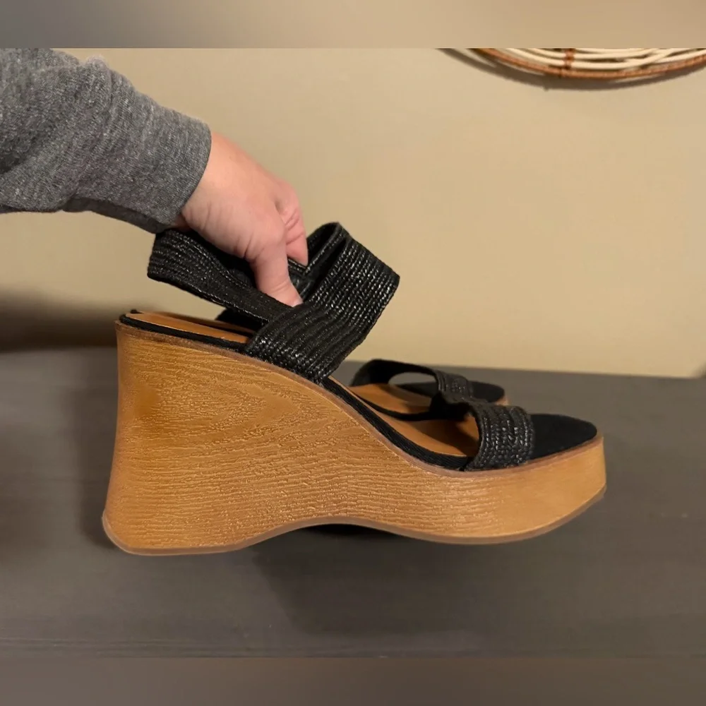 Lucky Brand Delukah Platform Sandals NEW